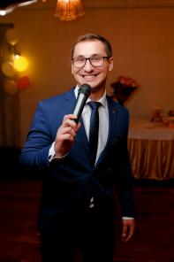 Ведущий Александр Доманцевич на свадьбу юбилей корпоратив