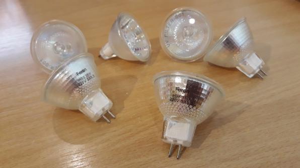Продаю - лампочки Feron HB8 35 вт 220 вольт GX5,3 - 6 штук