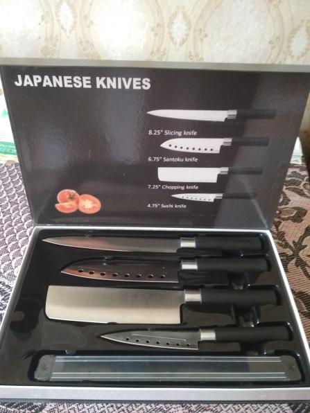 Комплект ножей в упаковке. Новый