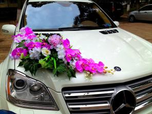Прокат свадебных украшений для автомобилей