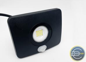 Светодиодный светильник с датчиком движения ECO SVET