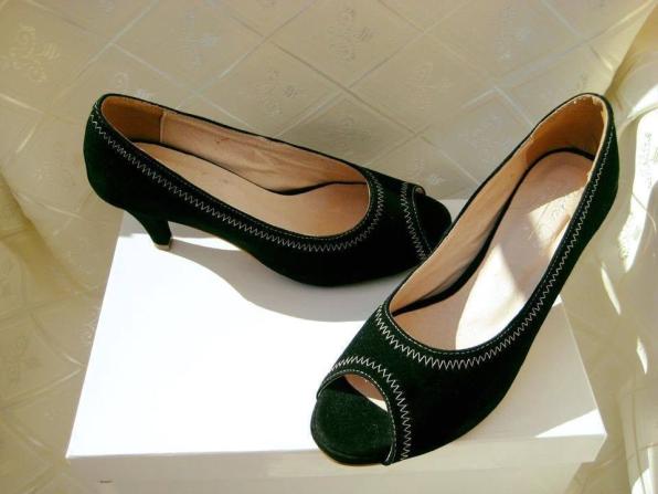 Новые женские туфли, замша итальянский бренд Andrea Conti