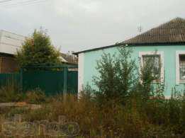 Продам пол дома в центральн части Луганска, р-н 5 школы, ул Челюскинце