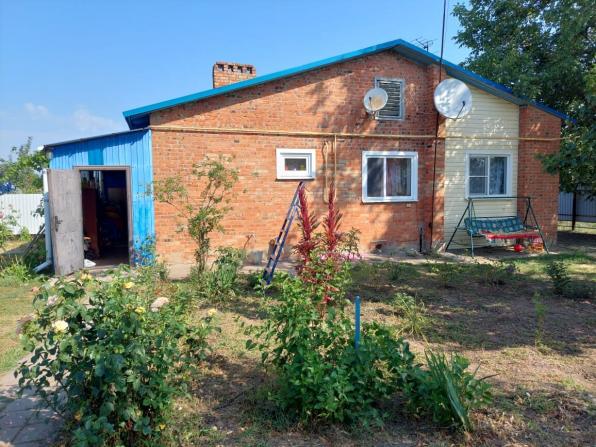 Продаётся кирпичный дом 50,3 кв. м в Краснодарском крае