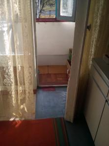 Сдам 2х ком квартиу в районе Бакинских в районе 72 школы цена 4000 руб