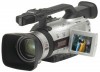 Продам профессиональную видеокамеру Canon XM2