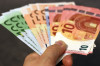Moliyaviy yordam uchun darhol biz bilan bog"laning
